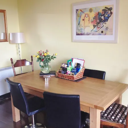 The Cork Street Apt - City At Your Fingertips! Lejlighed *